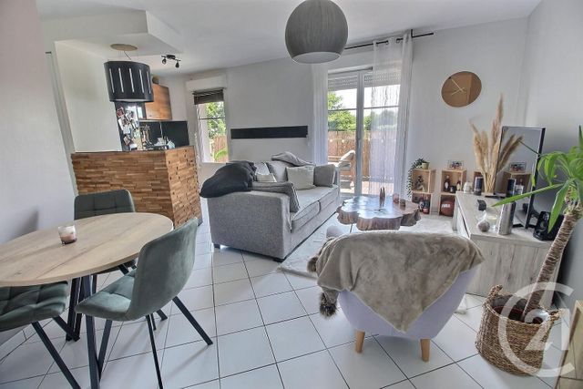 Appartement F2 à louer - 2 pièces - 42.98 m2 - LE HAILLAN - 33 - AQUITAINE - Century 21 A.C.O.